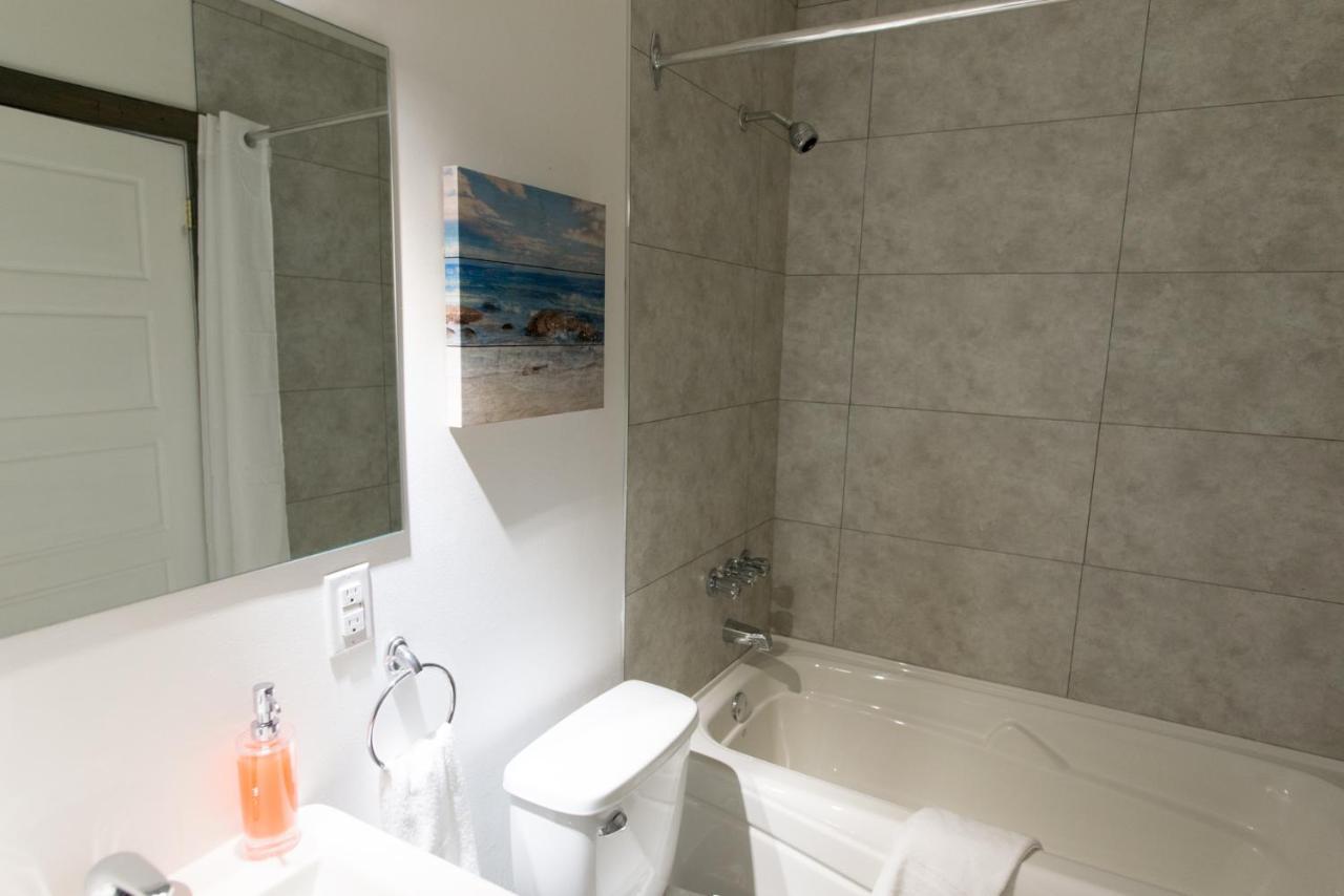 Le Court-Toit Apartment Rouyn-Noranda ภายนอก รูปภาพ