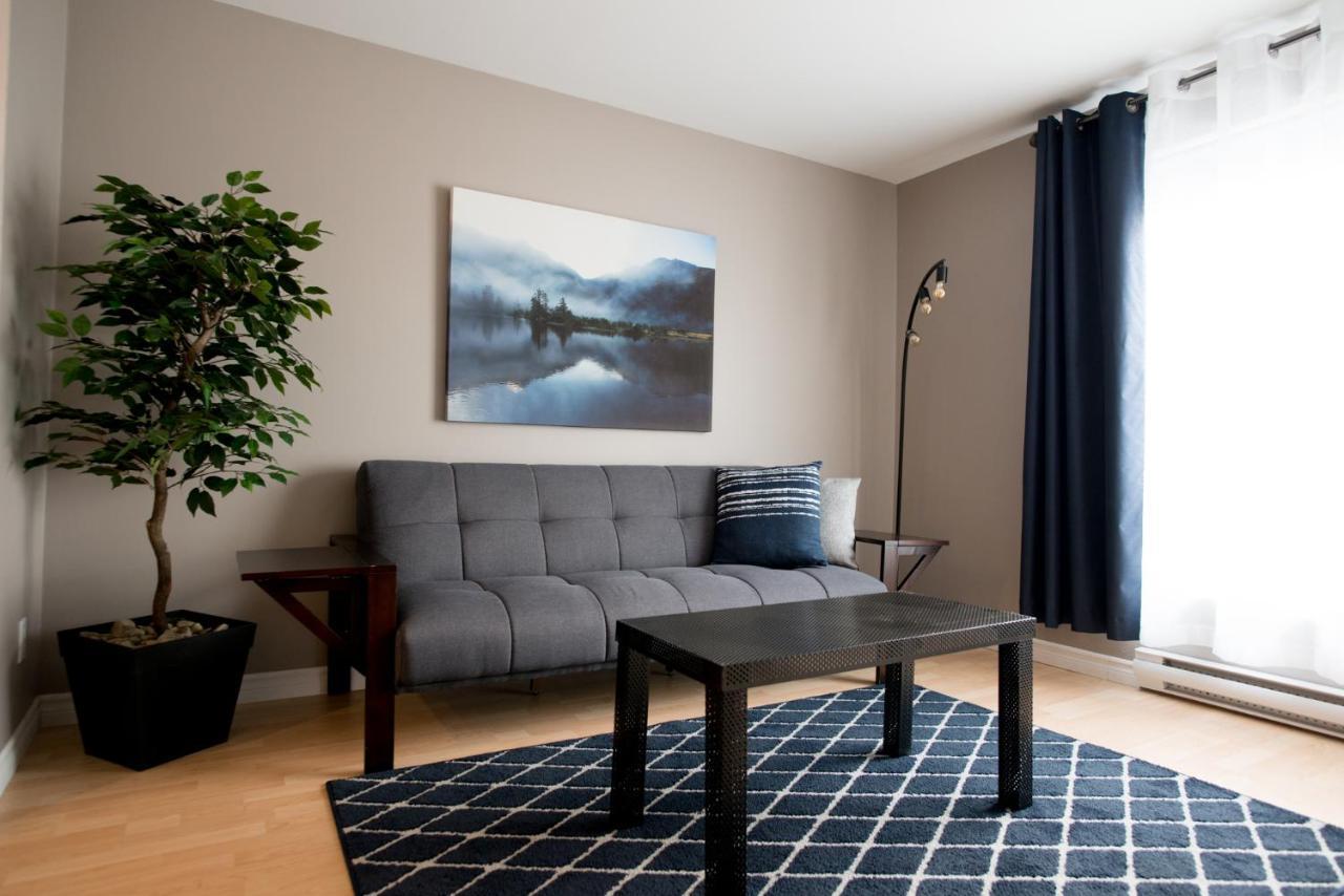 Le Court-Toit Apartment Rouyn-Noranda ภายนอก รูปภาพ