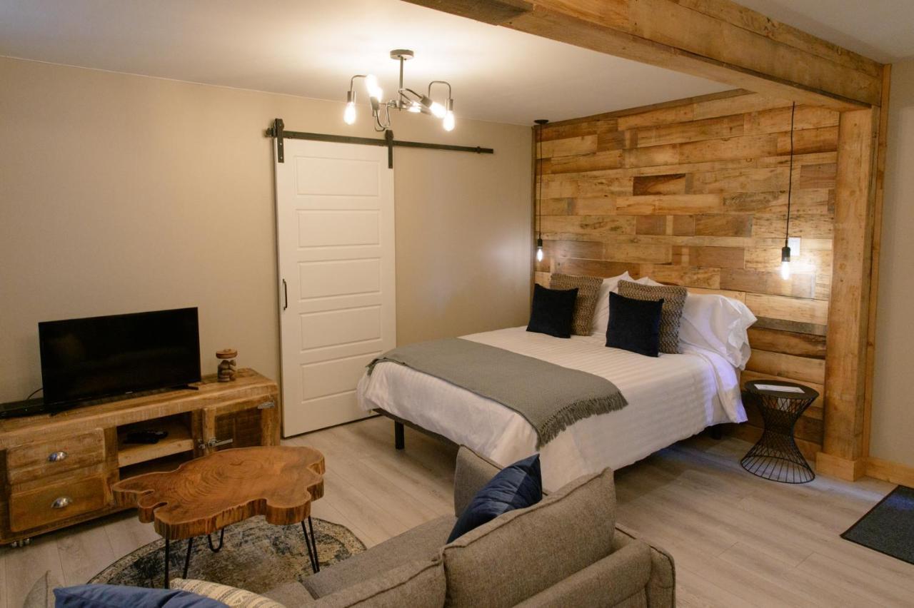 Le Court-Toit Apartment Rouyn-Noranda ภายนอก รูปภาพ