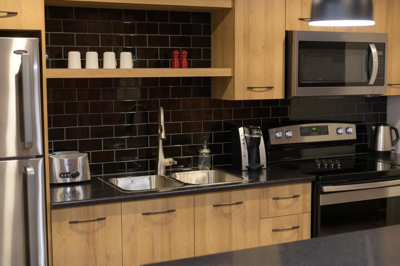 Le Court-Toit Apartment Rouyn-Noranda ภายนอก รูปภาพ