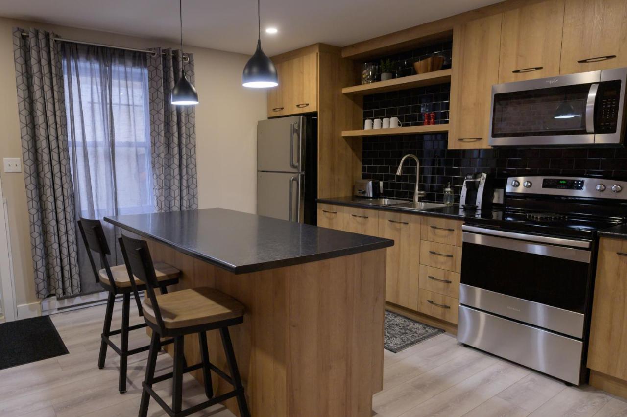 Le Court-Toit Apartment Rouyn-Noranda ภายนอก รูปภาพ