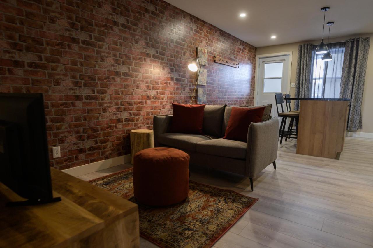 Le Court-Toit Apartment Rouyn-Noranda ภายนอก รูปภาพ