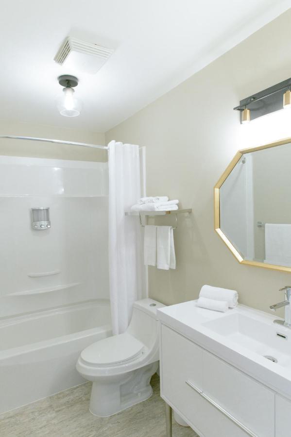 Le Court-Toit Apartment Rouyn-Noranda ภายนอก รูปภาพ