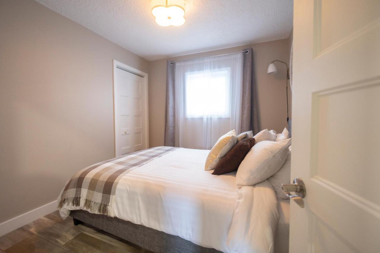 Le Court-Toit Apartment Rouyn-Noranda ภายนอก รูปภาพ